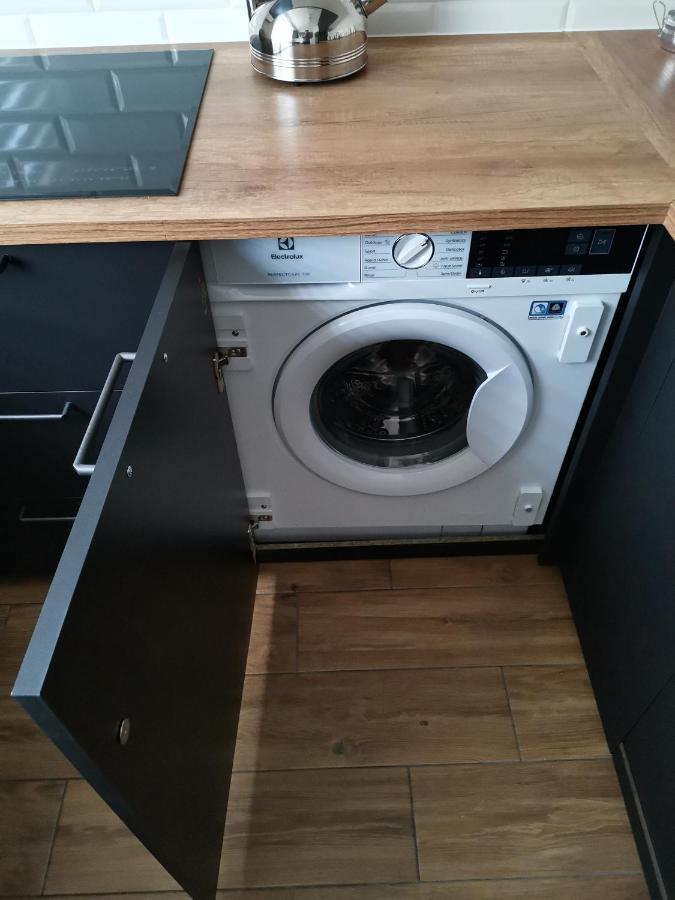 Przytulny Apartament W Wiezowcu - Centrum Miasta Podwislocze 38 Ряшів Екстер'єр фото